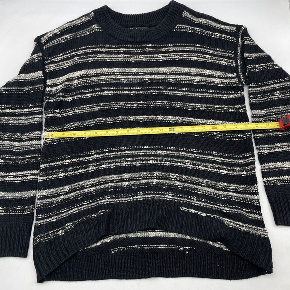 EUC Calvin Klein Black & White Marbled Stripes Pullover Crewneck Sweater Size M - Picture 8 of 9